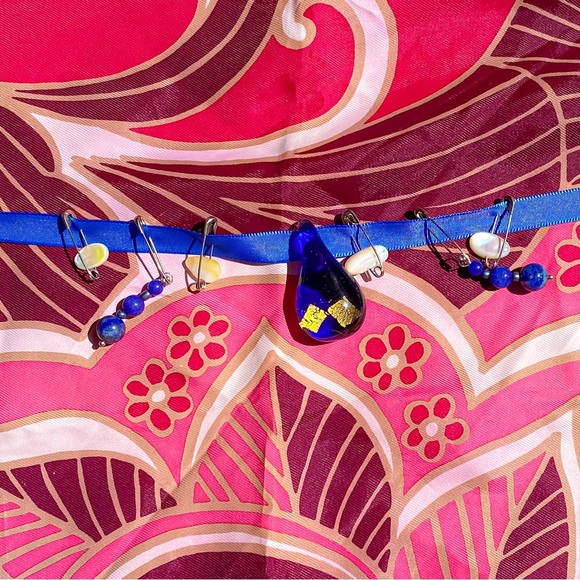 ANOTHER ★ DAY HANDMADE RAINY DAYS RIBBON CHARM CHOKER - Picture 3 of 5